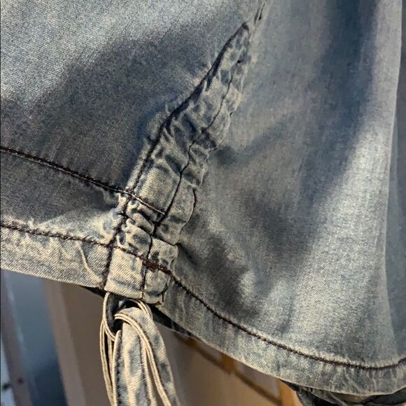 Elastic Waist “Denim Looking” Shorts - Picture 3 of 6